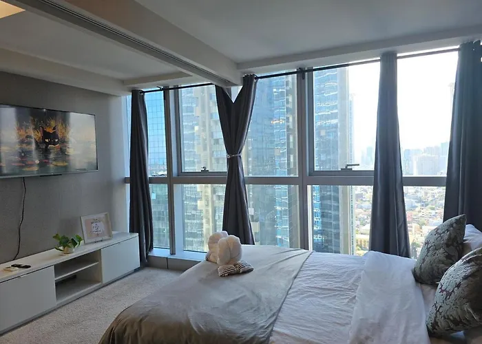 Apartment Uptown Parksuites Bgc Cosy Vibe Flat Near St Lukes, Uptown Mall, Mitsukoshi And Grand Hyatt