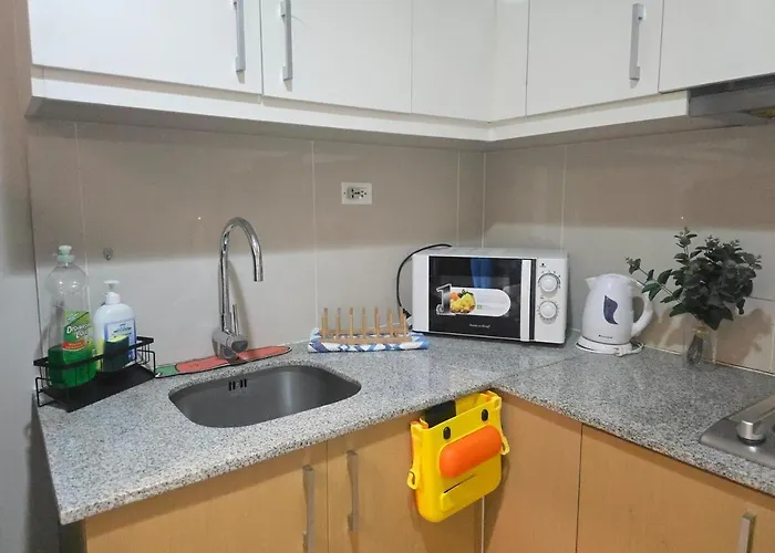 Uptown Parksuites Bgc Cosy Vibe Flat Near St Lukes, Uptown Mall, Mitsukoshi And Grand Hyatt Apartment