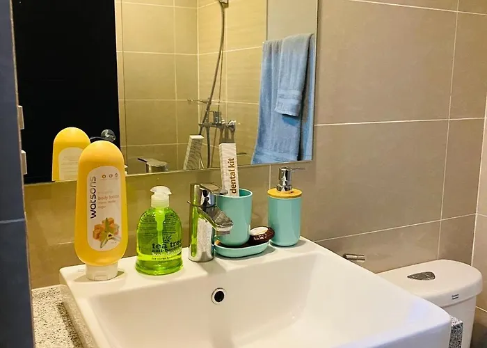 Uptown Parksuites Bgc Cosy Vibe Flat Near St Lukes, Uptown Mall, Mitsukoshi And Grand Hyatt